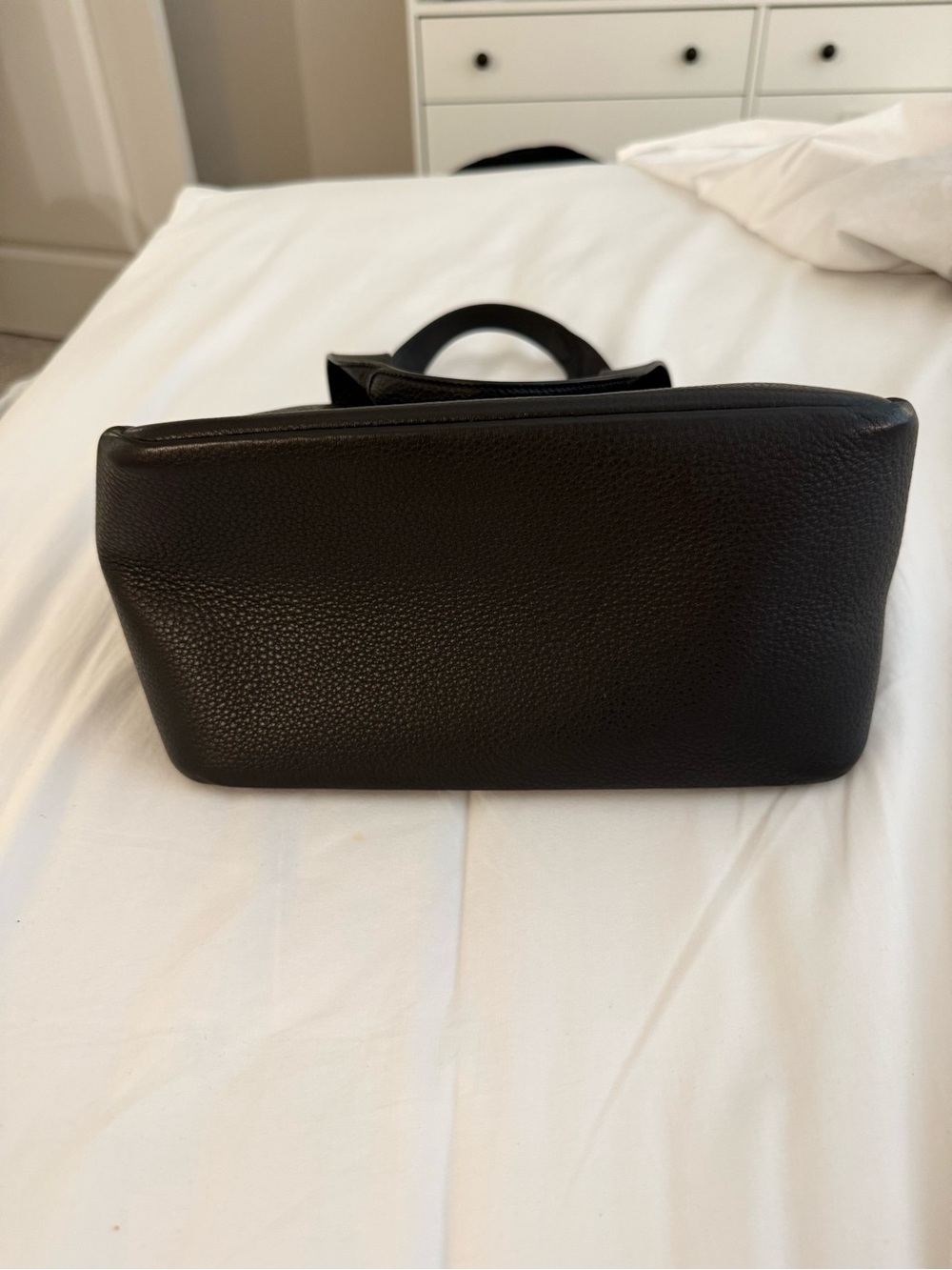 Prada Vitello Daino Soft Medium Dynamique Tote Black - Picture 4 of 4